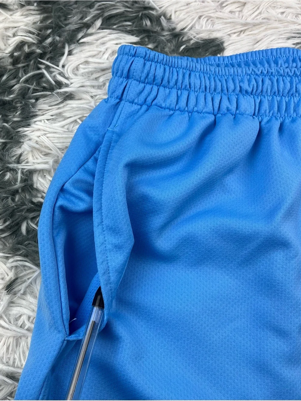 Jordan Men’s UNC Blue Y2K Basketball Athlete Shorts Size XL